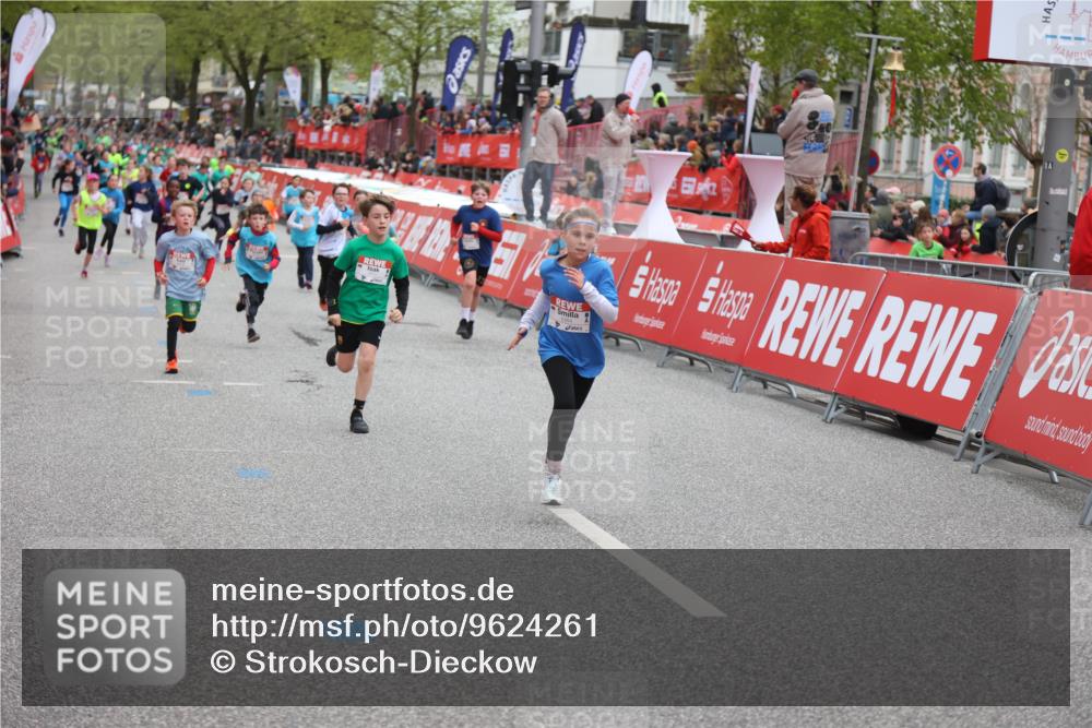 25.04.2026 - Das Zehntel Strokosch-Dieckow http://msf.ph/oto/9624261 25.04.2026 10:54:44 Ziel 5424, 5558, 5564, 5683, 5713, 5795, 5906, 6060, 6106, 6213, 6364, 6623, 7191, 7194, 7233, 7253, 7697 meine-sportfotos.de