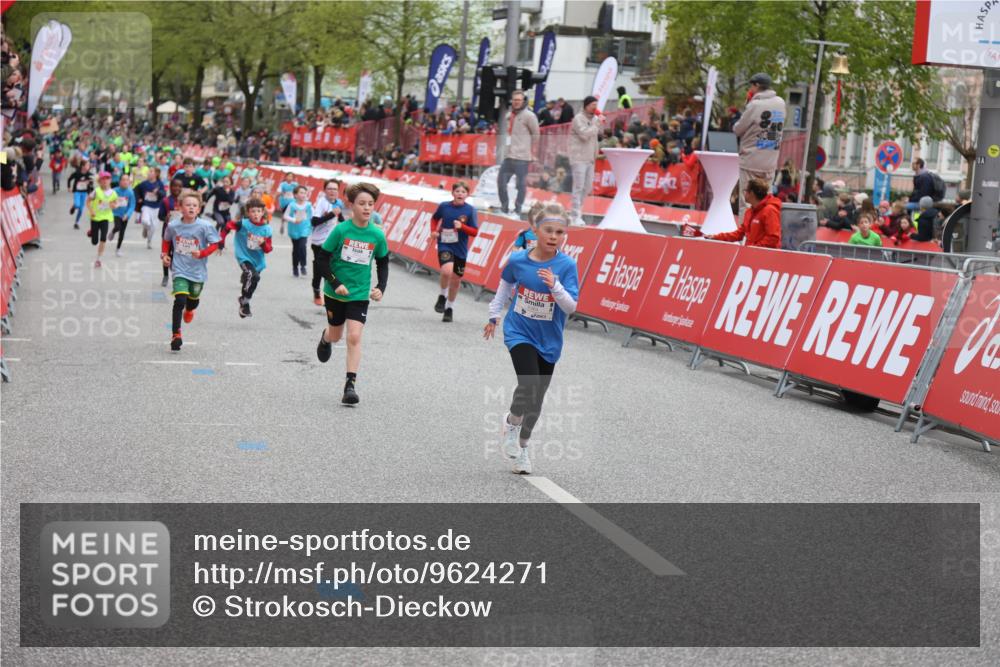 25.04.2026 - Das Zehntel Strokosch-Dieckow http://msf.ph/oto/9624271 25.04.2026 10:54:44 Ziel 5424, 5558, 5564, 5683, 5713, 5795, 5906, 6060, 6106, 6213, 6364, 6623, 7191, 7194, 7233, 7253, 7697 meine-sportfotos.de