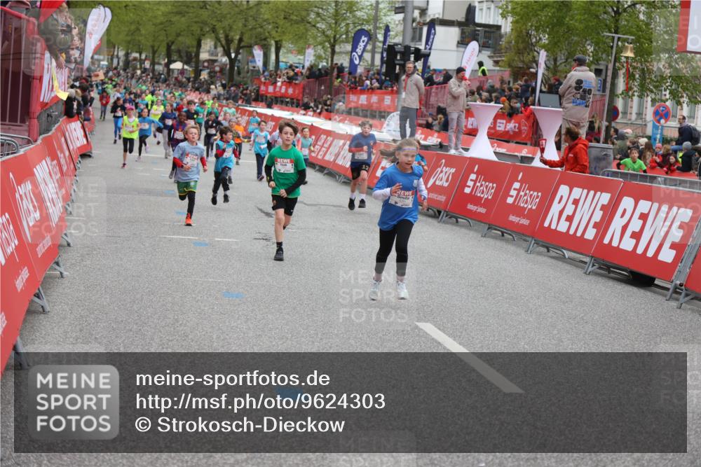25.04.2026 - Das Zehntel Strokosch-Dieckow http://msf.ph/oto/9624303 25.04.2026 10:54:44 Ziel 5424, 5558, 5564, 5683, 5713, 5795, 5906, 6060, 6106, 6213, 6364, 6623, 7191, 7194, 7233, 7253, 7697 meine-sportfotos.de