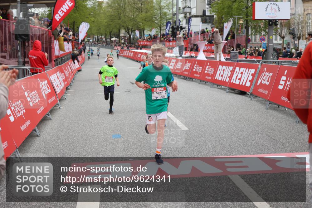 25.04.2026 - Das Zehntel Strokosch-Dieckow http://msf.ph/oto/9624341 25.04.2026 10:47:57 Ziel 7159, 7412, 7742, 7961 meine-sportfotos.de