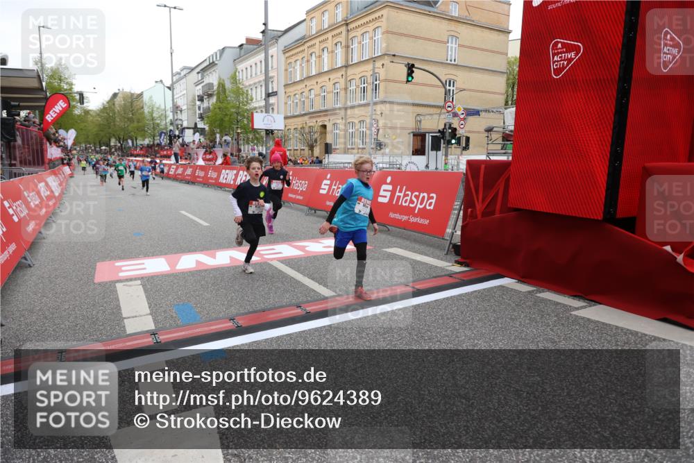 25.04.2026 - Das Zehntel Strokosch-Dieckow http://msf.ph/oto/9624389 25.04.2026 10:54:42 Ziel 5030, 5173, 5424, 5558, 5564, 5683, 5795, 6060, 6106, 6213, 7191, 7194, 7233, 7253, 7387, 7697 meine-sportfotos.de