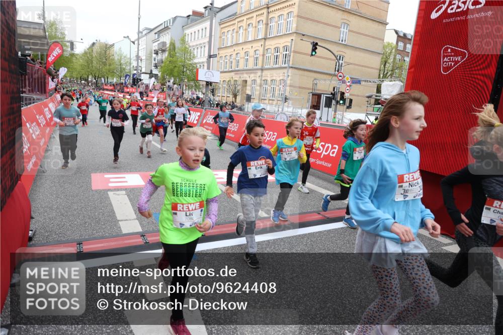 25.04.2026 - Das Zehntel Strokosch-Dieckow http://msf.ph/oto/9624408 25.04.2026 10:59:41 Ziel 5015, 5311, 5316, 5323, 5347, 5629, 5668, 5676, 5824, 5933, 6105, 6114, 6304, 6308, 6369, 6467, 6746, 6759, 7055, 7080, 7232, 7297, 7467, 7597, 7636, 7666, 7866, 10162 meine-sportfotos.de