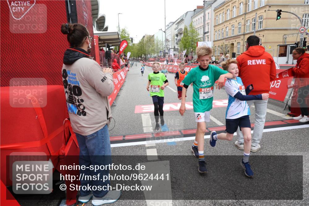 25.04.2026 - Das Zehntel Strokosch-Dieckow http://msf.ph/oto/9624441 25.04.2026 10:47:59 Ziel 7159, 7412, 7612, 7742, 7961 meine-sportfotos.de