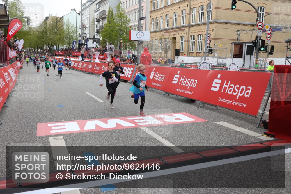 25.04.2026 - Das Zehntel Strokosch-Dieckow http://msf.ph/oto/9624446 25.04.2026 10:54:41 Ziel 5030, 5173, 5424, 5558, 5564, 5683, 5795, 6060, 6106, 6213, 7191, 7194, 7233, 7243, 7253, 7387, 7697 meine-sportfotos.de