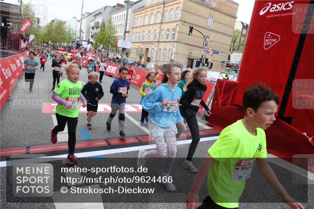 25.04.2026 - Das Zehntel Strokosch-Dieckow http://msf.ph/oto/9624466 25.04.2026 10:59:41 Ziel 5015, 5311, 5316, 5323, 5347, 5629, 5668, 5676, 5824, 5933, 6105, 6114, 6304, 6308, 6369, 6467, 6746, 6759, 7055, 7080, 7232, 7297, 7467, 7597, 7636, 7666, 7866, 10162 meine-sportfotos.de