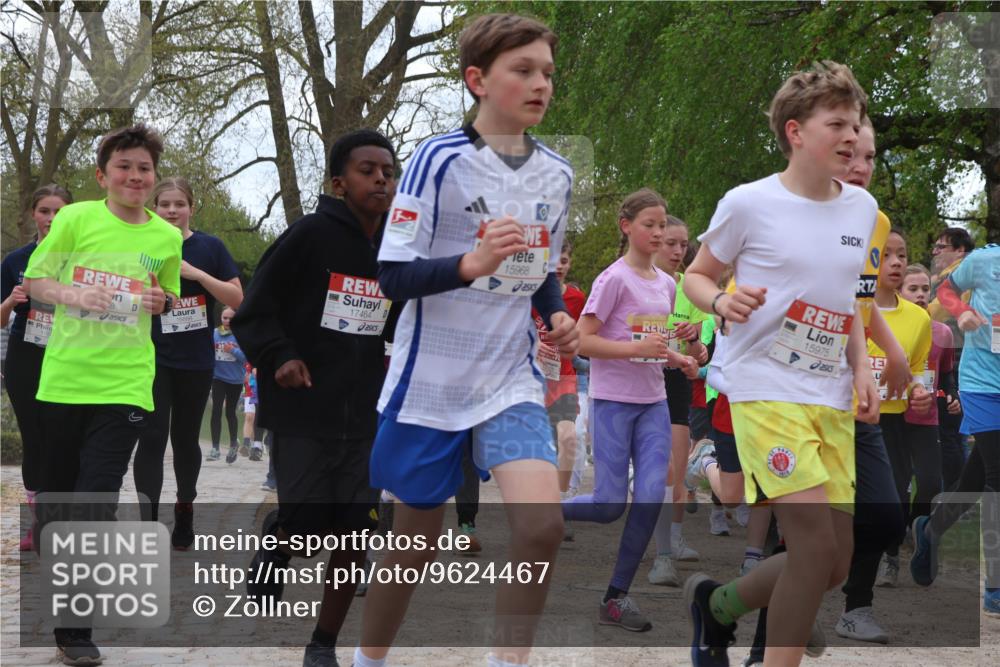 25.04.2026 - Das Zehntel Zöllner http://msf.ph/oto/9624467 25.04.2026 13:42:56 Laufen 17464, 15968, 15975 meine-sportfotos.de