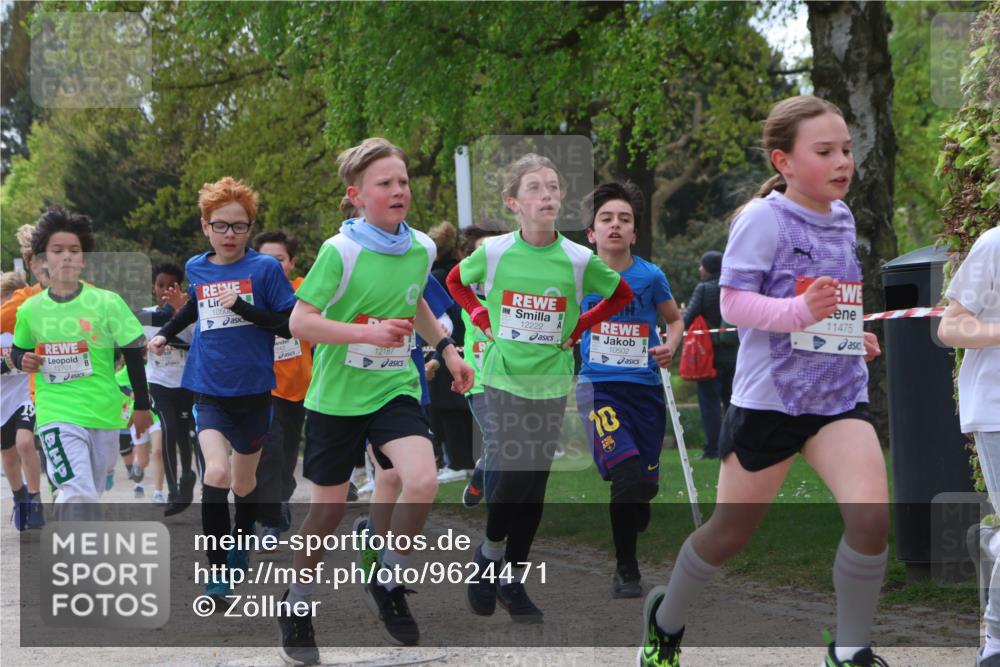 25.04.2026 - Das Zehntel Zöllner http://msf.ph/oto/9624471 25.04.2026 11:40:19 Laufen 12701, 1050, 12187, 12222, 10502, 18, 11475 meine-sportfotos.de