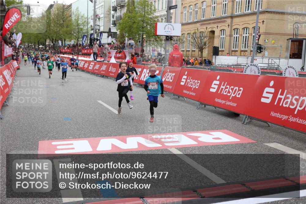 25.04.2026 - Das Zehntel Strokosch-Dieckow http://msf.ph/oto/9624477 25.04.2026 10:54:41 Ziel 5030, 5173, 5424, 5558, 5564, 5683, 5795, 6060, 6106, 6213, 7191, 7194, 7233, 7243, 7253, 7387, 7697 meine-sportfotos.de