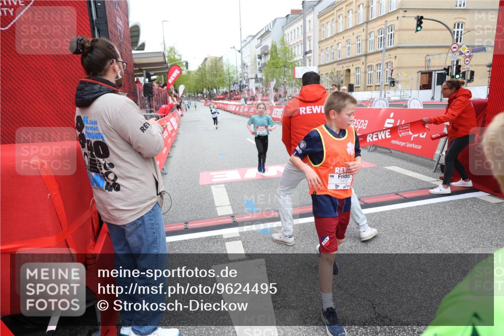 25.04.2026 - Das Zehntel Strokosch-Dieckow http://msf.ph/oto/9624495 25.04.2026 10:48:01 Ziel 7159, 7412, 7612, 7742, 7961 meine-sportfotos.de