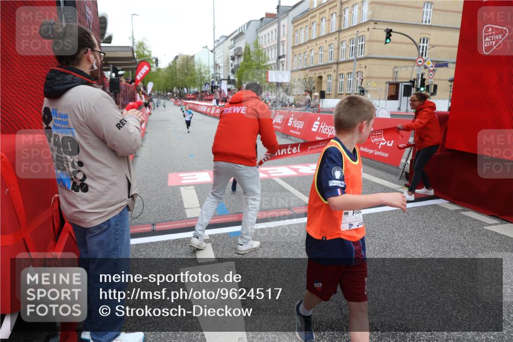 25.04.2026 - Das Zehntel Strokosch-Dieckow http://msf.ph/oto/9624517 25.04.2026 10:48:01 Ziel 7159, 7412, 7612, 7742, 7961 meine-sportfotos.de