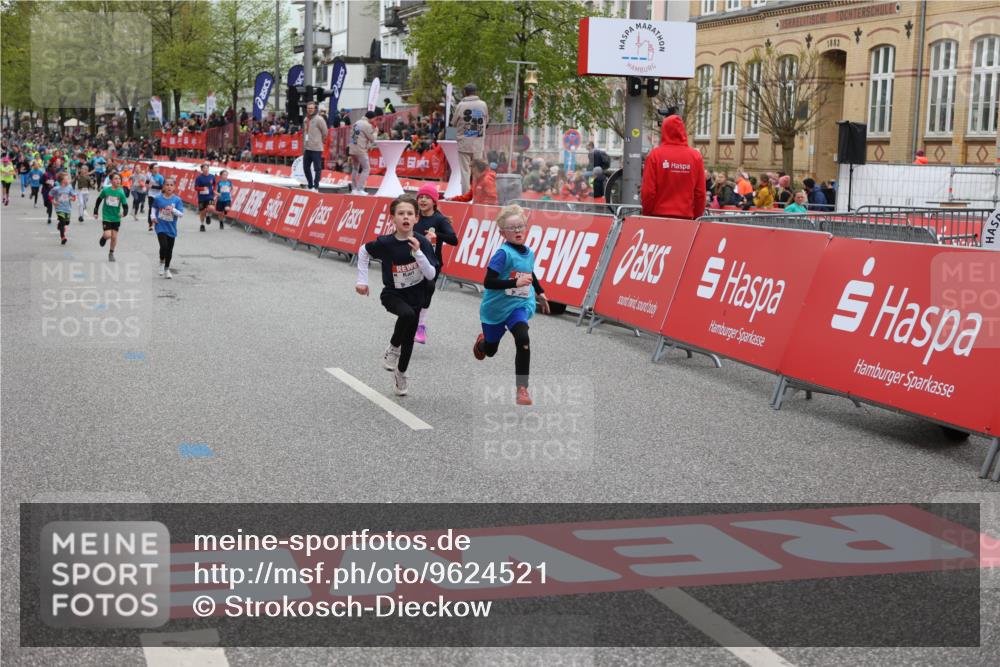 25.04.2026 - Das Zehntel Strokosch-Dieckow http://msf.ph/oto/9624521 25.04.2026 10:54:41 Ziel 5030, 5173, 5424, 5558, 5564, 5683, 5795, 6060, 6106, 6213, 7191, 7194, 7233, 7243, 7253, 7387, 7697 meine-sportfotos.de
