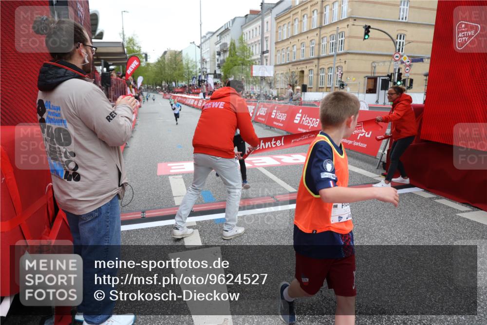 25.04.2026 - Das Zehntel Strokosch-Dieckow http://msf.ph/oto/9624527 25.04.2026 10:48:01 Ziel 7159, 7412, 7612, 7742, 7961 meine-sportfotos.de