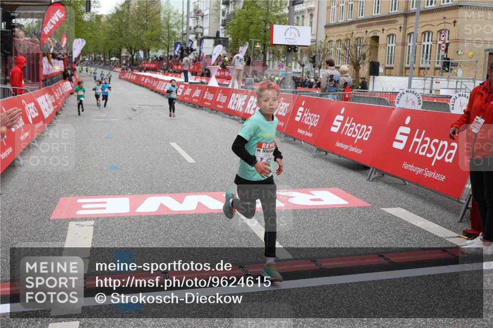 25.04.2026 - Das Zehntel Strokosch-Dieckow http://msf.ph/oto/9624615 25.04.2026 10:48:08 Ziel 6062, 7709 meine-sportfotos.de