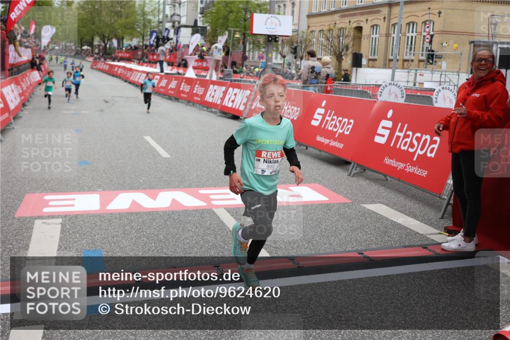 25.04.2026 - Das Zehntel Strokosch-Dieckow http://msf.ph/oto/9624620 25.04.2026 10:48:08 Ziel 6062, 7709 meine-sportfotos.de
