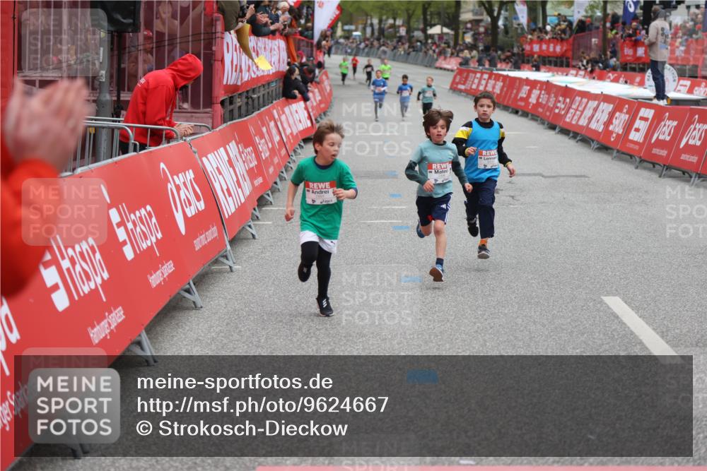 25.04.2026 - Das Zehntel Strokosch-Dieckow http://msf.ph/oto/9624667 25.04.2026 10:48:11 Ziel 6062, 6956, 7891 meine-sportfotos.de