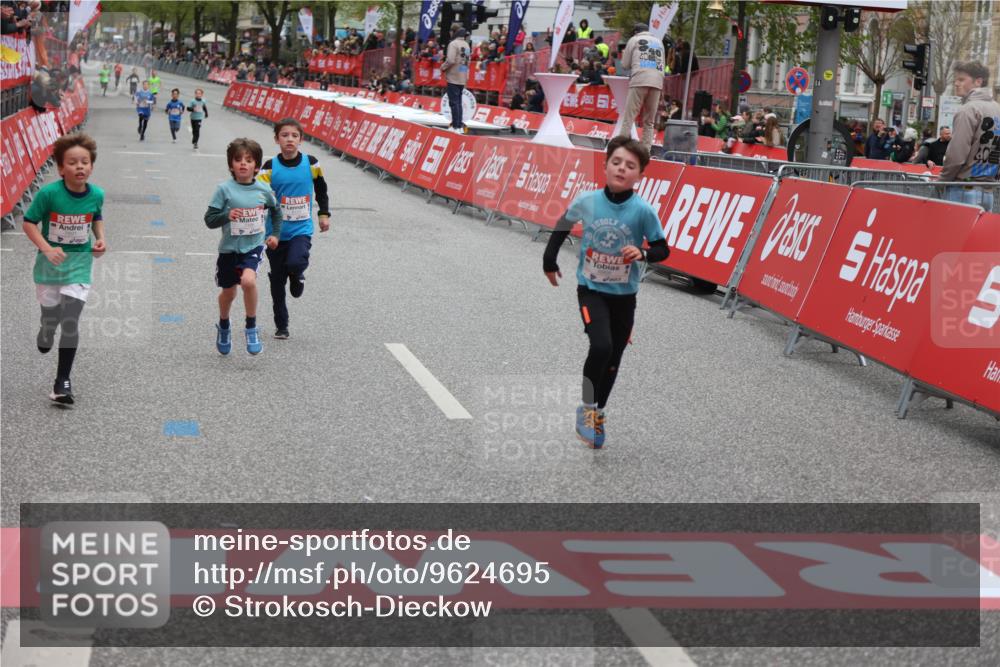25.04.2026 - Das Zehntel Strokosch-Dieckow http://msf.ph/oto/9624695 25.04.2026 10:48:12 Ziel 6062, 6103, 6956, 7891 meine-sportfotos.de