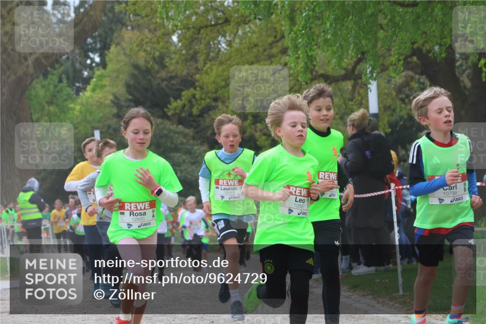 25.04.2026 - Das Zehntel Zöllner http://msf.ph/oto/9624729 25.04.2026 11:40:24 Laufen 12800, 12011, 12697, 10799 meine-sportfotos.de