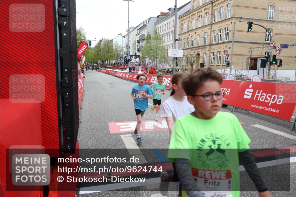 25.04.2026 - Das Zehntel Strokosch-Dieckow http://msf.ph/oto/9624744 25.04.2026 10:53:02 Ziel 5009, 5176, 5241, 5569, 6009, 6766, 6869, 7110, 7142, 7162, 7305, 7628, 7749 meine-sportfotos.de