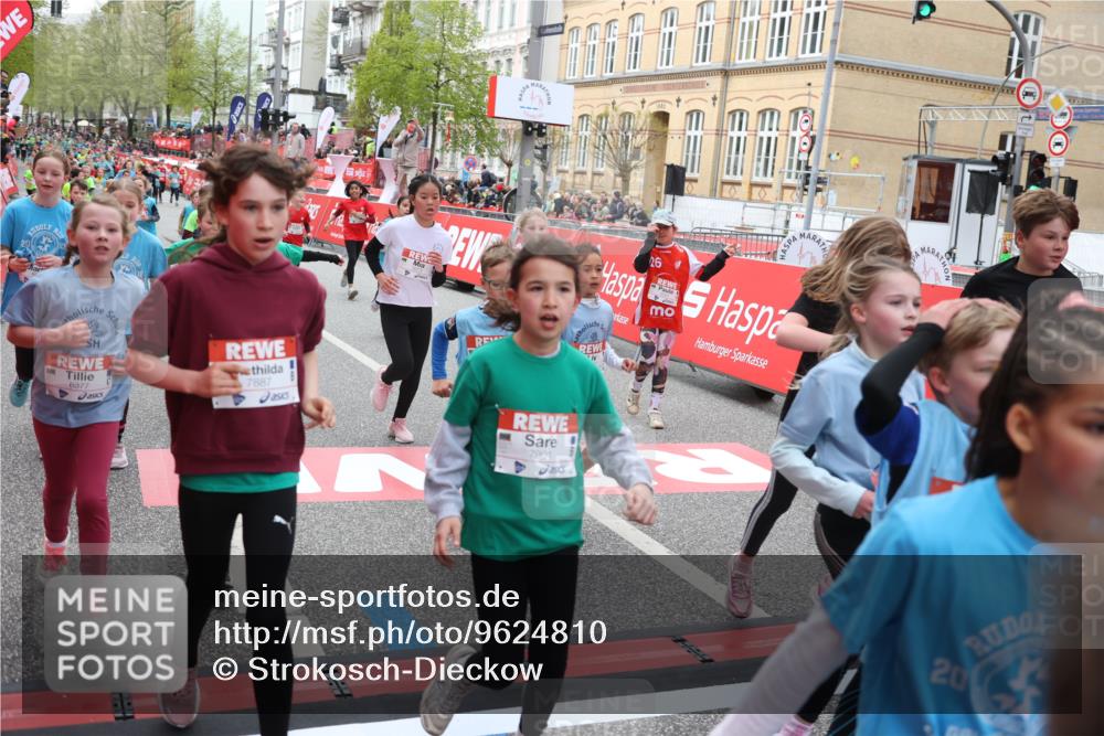 25.04.2026 - Das Zehntel Strokosch-Dieckow http://msf.ph/oto/9624810 25.04.2026 10:59:32 Ziel 5068, 5073, 5137, 5266, 5315, 5320, 5485, 5496, 5648, 5666, 6191, 6298, 6370, 6377, 6400, 6471, 6478, 6484, 6647, 6727, 6730, 6878, 6902, 6932, 6961, 7532, 7595, 7647, 7653, 7659, 7790, 7887, 7901 meine-sportfotos.de