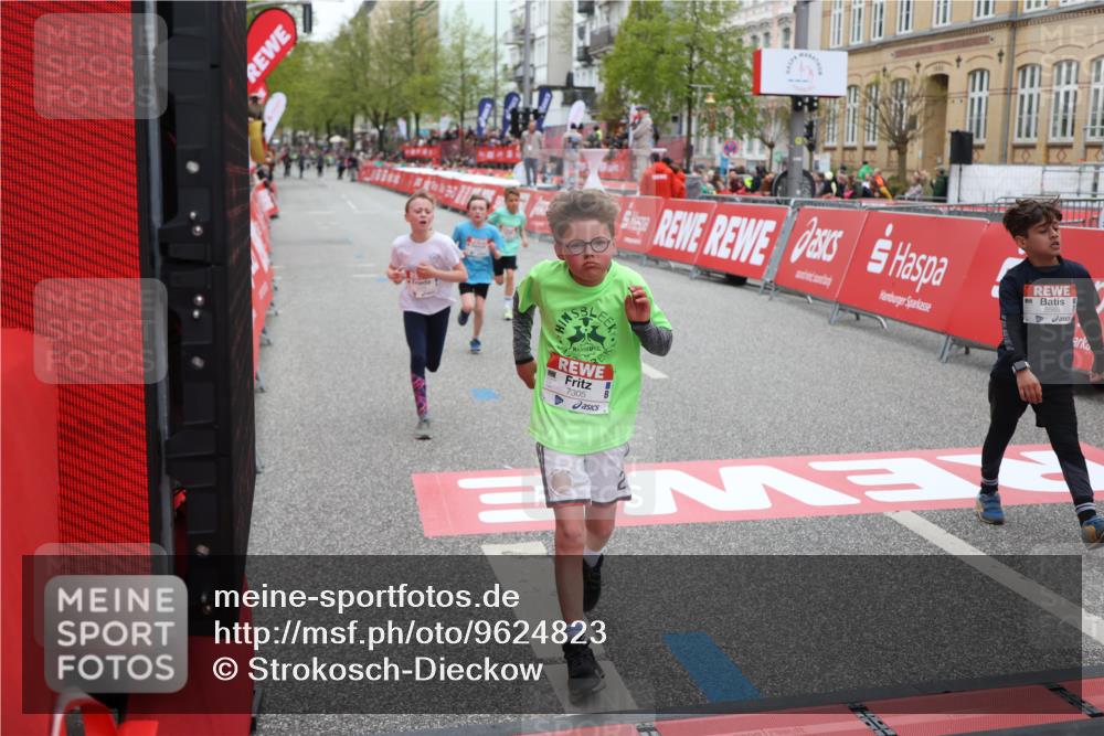 25.04.2026 - Das Zehntel Strokosch-Dieckow http://msf.ph/oto/9624823 25.04.2026 10:53:00 Ziel 5009, 5176, 5241, 5569, 6009, 6087, 6752, 6766, 6869, 7110, 7142, 7162, 7305, 7628, 7675, 7749 meine-sportfotos.de