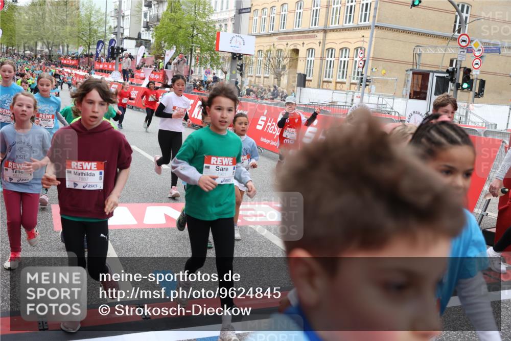 25.04.2026 - Das Zehntel Strokosch-Dieckow http://msf.ph/oto/9624845 25.04.2026 10:59:32 Ziel 5068, 5073, 5137, 5266, 5315, 5320, 5485, 5496, 5648, 5666, 6191, 6298, 6370, 6377, 6400, 6471, 6478, 6484, 6647, 6727, 6730, 6878, 6902, 6932, 6961, 7532, 7595, 7647, 7653, 7659, 7790, 7887, 7901 meine-sportfotos.de