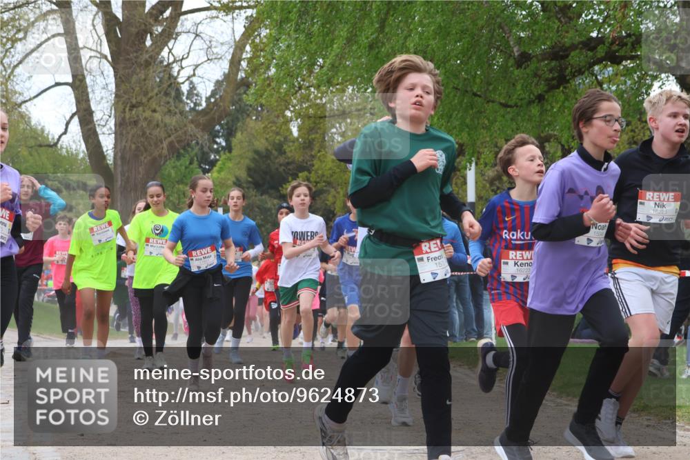 25.04.2026 - Das Zehntel Zöllner http://msf.ph/oto/9624873 25.04.2026 13:43:03 Laufen 5, 15, 16223, 15048, 16225 meine-sportfotos.de