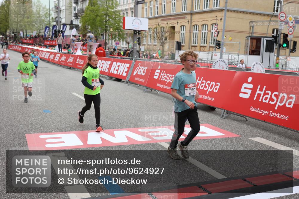 25.04.2026 - Das Zehntel Strokosch-Dieckow http://msf.ph/oto/9624927 25.04.2026 10:52:57 Ziel 5176, 6087, 6142, 6352, 6752, 7110, 7142, 7305, 7436, 7628, 7675, 8042 meine-sportfotos.de