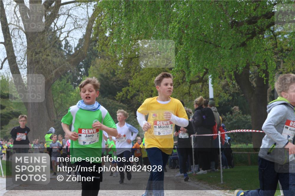 25.04.2026 - Das Zehntel Zöllner http://msf.ph/oto/9624928 25.04.2026 11:40:28 Laufen 12180, 11837, 104 meine-sportfotos.de