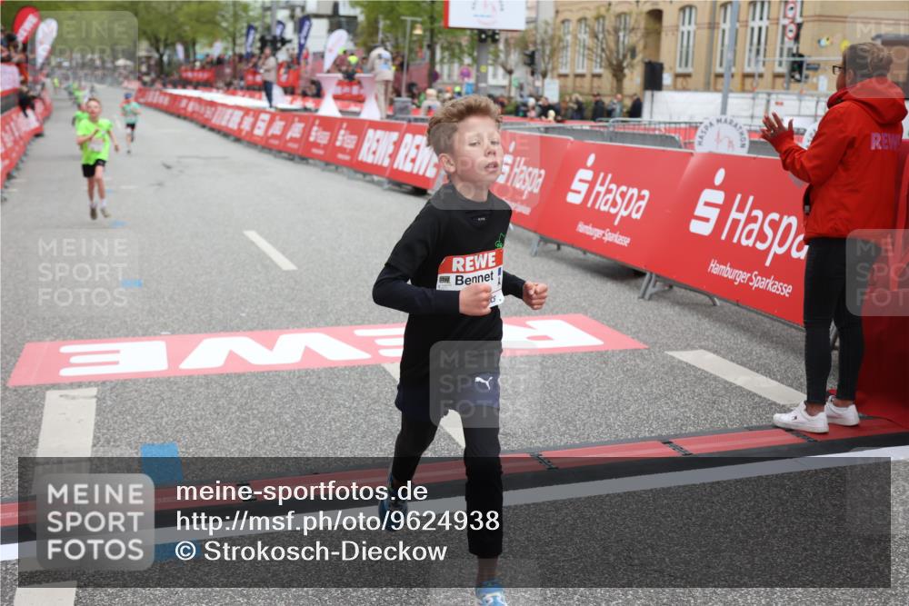 25.04.2026 - Das Zehntel Strokosch-Dieckow http://msf.ph/oto/9624938 25.04.2026 10:48:28 Ziel 5295, 5508, 6324, 6329, 7539 meine-sportfotos.de
