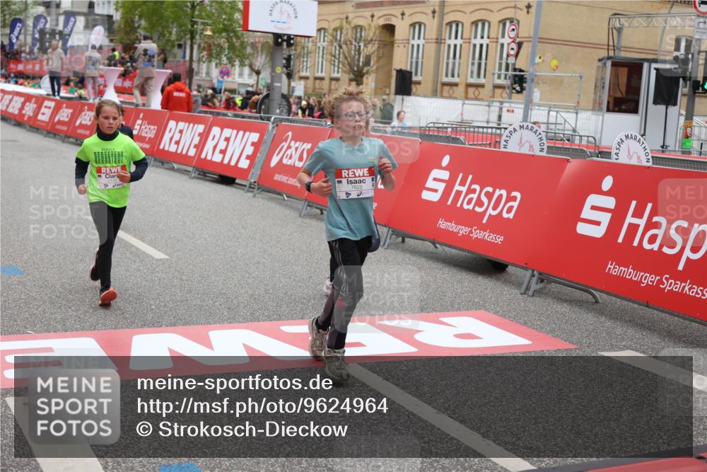 25.04.2026 - Das Zehntel Strokosch-Dieckow http://msf.ph/oto/9624964 25.04.2026 10:52:57 Ziel 5176, 6087, 6142, 6352, 6752, 7110, 7142, 7305, 7436, 7628, 7675, 8042 meine-sportfotos.de
