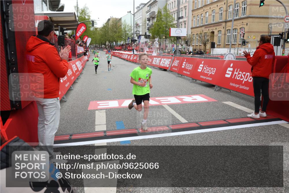 25.04.2026 - Das Zehntel Strokosch-Dieckow http://msf.ph/oto/9625066 25.04.2026 10:48:30 Ziel 5295, 5508 meine-sportfotos.de