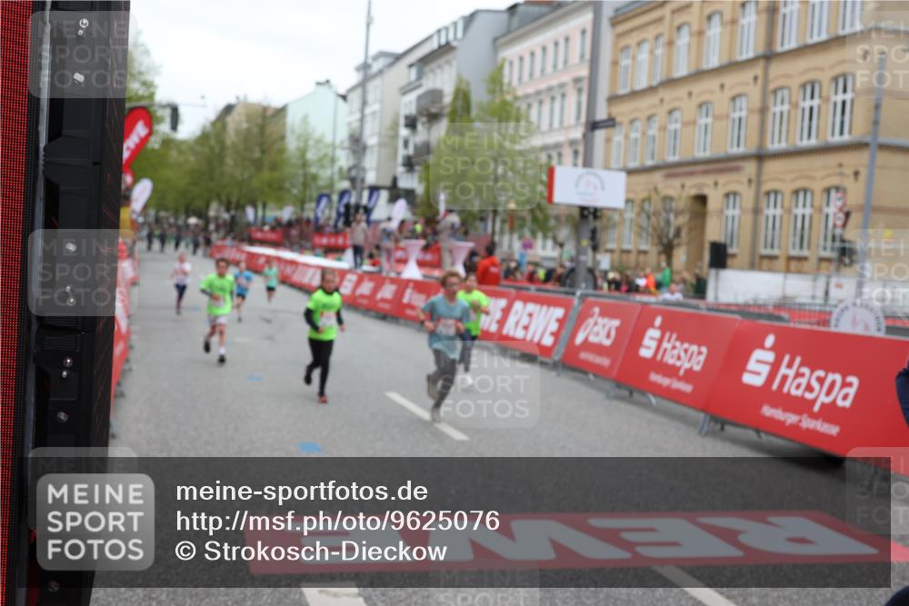25.04.2026 - Das Zehntel Strokosch-Dieckow http://msf.ph/oto/9625076 25.04.2026 10:52:55 Ziel 5176, 6087, 6142, 6352, 6752, 7436, 7628, 7675, 8042 meine-sportfotos.de