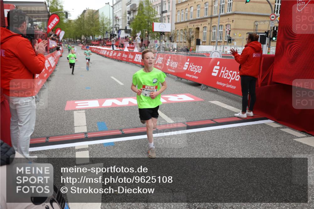 25.04.2026 - Das Zehntel Strokosch-Dieckow http://msf.ph/oto/9625108 25.04.2026 10:48:31 Ziel 5295, 5508, 7122 meine-sportfotos.de