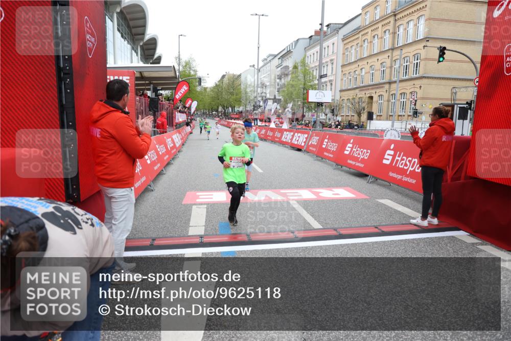 25.04.2026 - Das Zehntel Strokosch-Dieckow http://msf.ph/oto/9625118 25.04.2026 10:48:33 Ziel 5295, 5508, 6092, 7122 meine-sportfotos.de