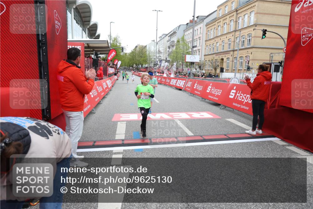 25.04.2026 - Das Zehntel Strokosch-Dieckow http://msf.ph/oto/9625130 25.04.2026 10:48:33 Ziel 5295, 5508, 6092, 7122 meine-sportfotos.de