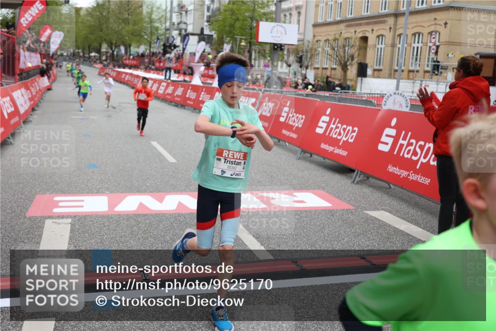 25.04.2026 - Das Zehntel Strokosch-Dieckow http://msf.ph/oto/9625170 25.04.2026 10:48:35 Ziel 5295, 6092, 7122 meine-sportfotos.de
