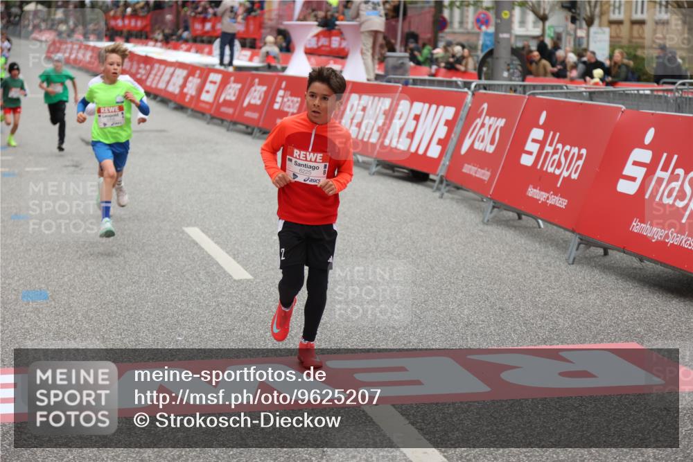 25.04.2026 - Das Zehntel Strokosch-Dieckow http://msf.ph/oto/9625207 25.04.2026 10:48:37 Ziel 5309, 6092, 6225, 7122, 8056 meine-sportfotos.de
