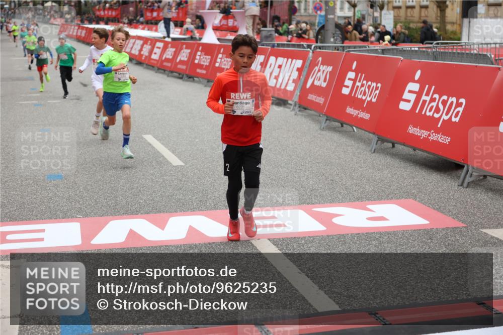 25.04.2026 - Das Zehntel Strokosch-Dieckow http://msf.ph/oto/9625235 25.04.2026 10:48:37 Ziel 5309, 6092, 6225, 7122, 8056 meine-sportfotos.de