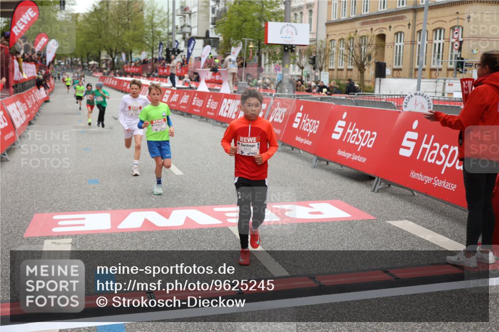 25.04.2026 - Das Zehntel Strokosch-Dieckow http://msf.ph/oto/9625245 25.04.2026 10:48:38 Ziel 5309, 6092, 6225, 7122, 8056 meine-sportfotos.de