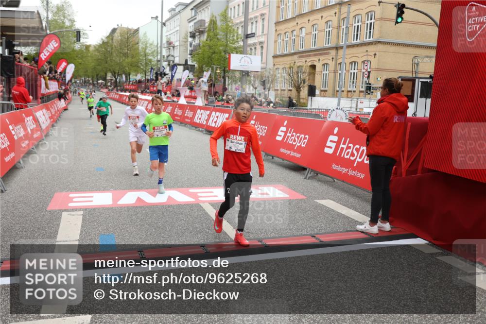 25.04.2026 - Das Zehntel Strokosch-Dieckow http://msf.ph/oto/9625268 25.04.2026 10:48:38 Ziel 5309, 6092, 6225, 7122, 8056 meine-sportfotos.de
