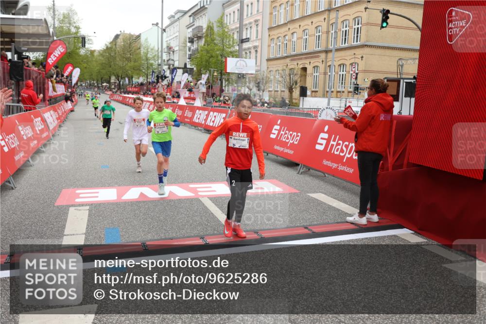 25.04.2026 - Das Zehntel Strokosch-Dieckow http://msf.ph/oto/9625286 25.04.2026 10:48:38 Ziel 5309, 6092, 6225, 7122, 8056 meine-sportfotos.de