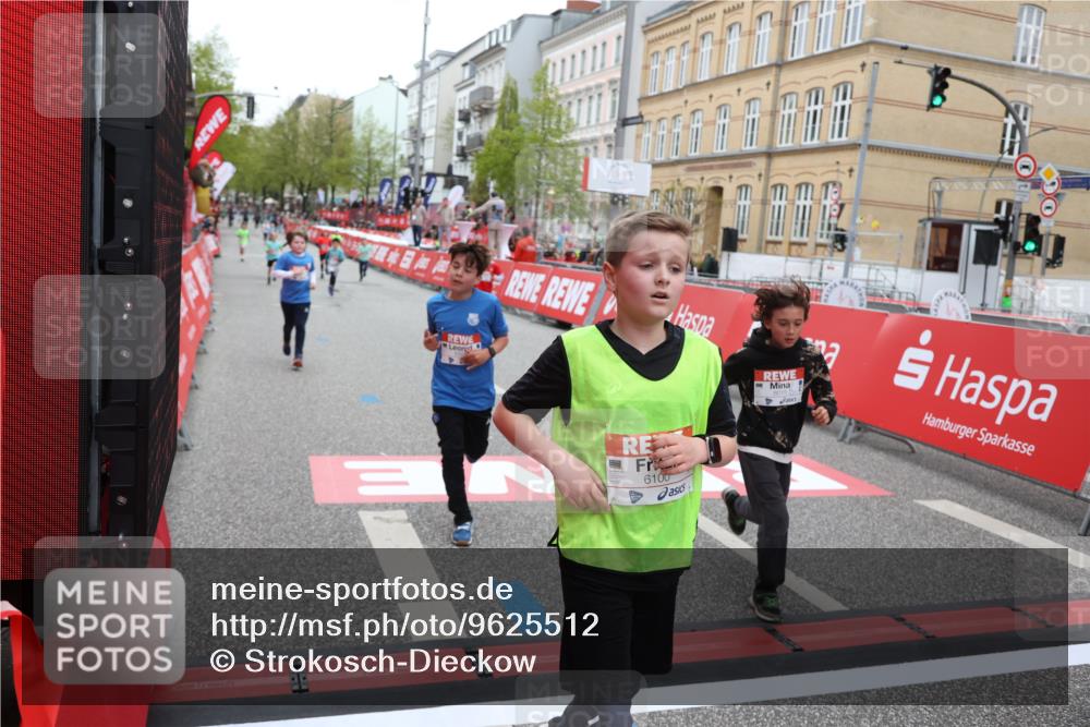 25.04.2026 - Das Zehntel Strokosch-Dieckow http://msf.ph/oto/9625512 25.04.2026 10:52:48 Ziel 5067, 5733, 6064, 6100, 6250, 6357, 6426, 7252, 7734, 7758, 7897, 8015, 8044, 8050 meine-sportfotos.de