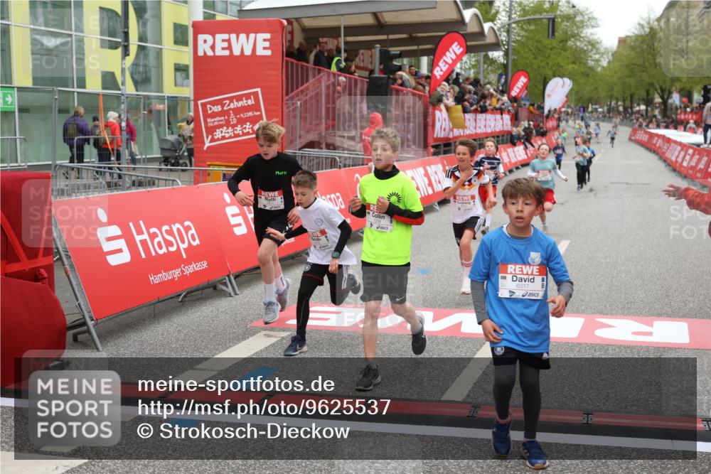25.04.2026 - Das Zehntel Strokosch-Dieckow http://msf.ph/oto/9625537 25.04.2026 10:48:52 Ziel 5103, 5502, 5921, 6317, 6971, 7239, 7604, 7624, 8052, 8062 meine-sportfotos.de