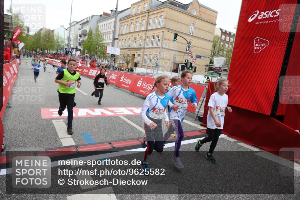 25.04.2026 - Das Zehntel Strokosch-Dieckow http://msf.ph/oto/9625582 25.04.2026 10:52:47 Ziel 5067, 5733, 6064, 6100, 6250, 6357, 6426, 7252, 7734, 7758, 7897, 8015, 8044, 8050 meine-sportfotos.de