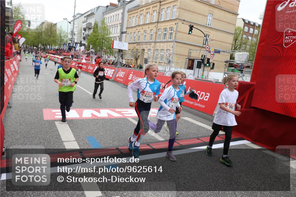 25.04.2026 - Das Zehntel Strokosch-Dieckow http://msf.ph/oto/9625614 25.04.2026 10:52:47 Ziel 5067, 5733, 6064, 6100, 6250, 6357, 6426, 7252, 7734, 7758, 7897, 8015, 8044, 8050 meine-sportfotos.de