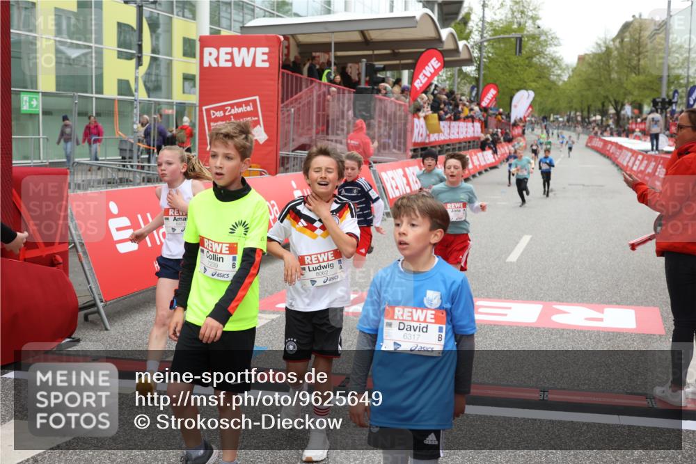 25.04.2026 - Das Zehntel Strokosch-Dieckow http://msf.ph/oto/9625649 25.04.2026 10:48:53 Ziel 5103, 5502, 5921, 6317, 6971, 7239, 7604, 7624, 8052, 8062 meine-sportfotos.de