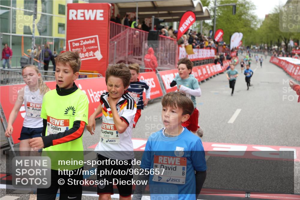 25.04.2026 - Das Zehntel Strokosch-Dieckow http://msf.ph/oto/9625657 25.04.2026 10:48:53 Ziel 5103, 5502, 5921, 6317, 6971, 7239, 7604, 7624, 8052, 8062 meine-sportfotos.de