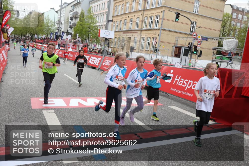 25.04.2026 - Das Zehntel Strokosch-Dieckow http://msf.ph/oto/9625662 25.04.2026 10:52:47 Ziel 5067, 5733, 6064, 6100, 6250, 6357, 6426, 7252, 7734, 7758, 7897, 8015, 8044, 8050 meine-sportfotos.de