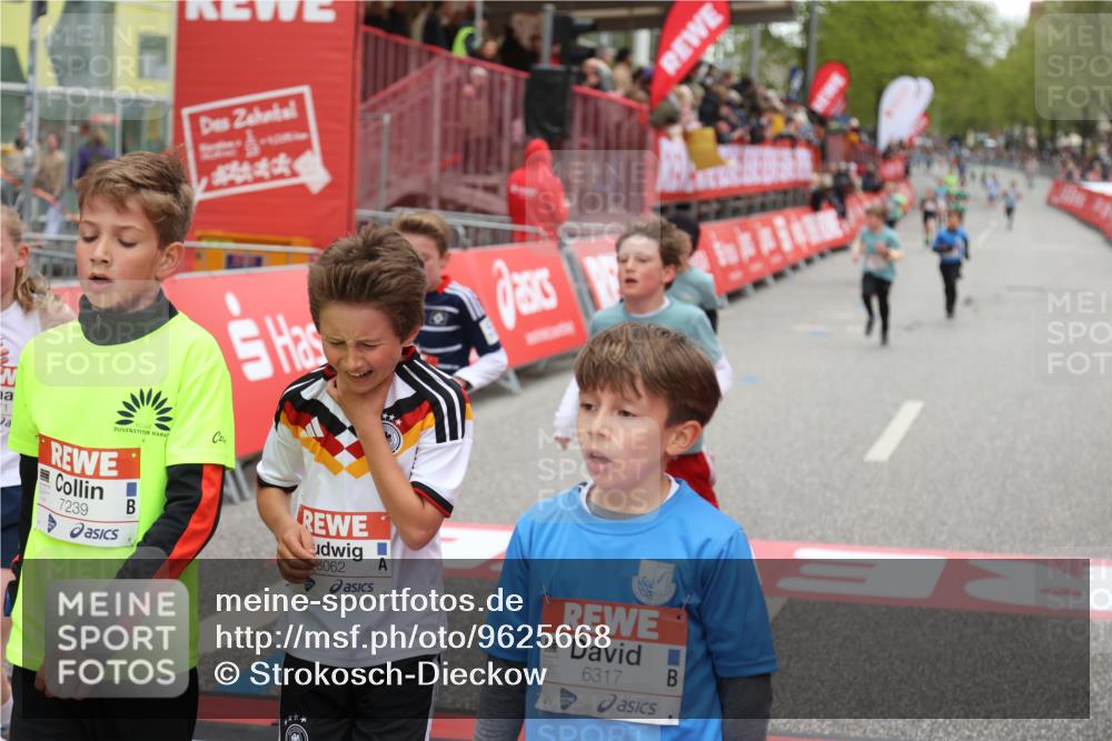 25.04.2026 - Das Zehntel Strokosch-Dieckow http://msf.ph/oto/9625668 25.04.2026 10:48:54 Ziel 5103, 5502, 5921, 6317, 6971, 7239, 7604, 7624, 8052, 8062 meine-sportfotos.de