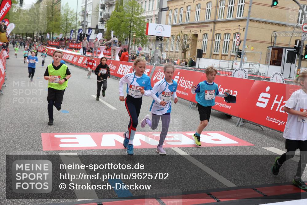 25.04.2026 - Das Zehntel Strokosch-Dieckow http://msf.ph/oto/9625702 25.04.2026 10:52:46 Ziel 5067, 5733, 6064, 6100, 6136, 6250, 6357, 6426, 7252, 7734, 7758, 7897, 7957, 7963, 8015, 8044, 8050 meine-sportfotos.de